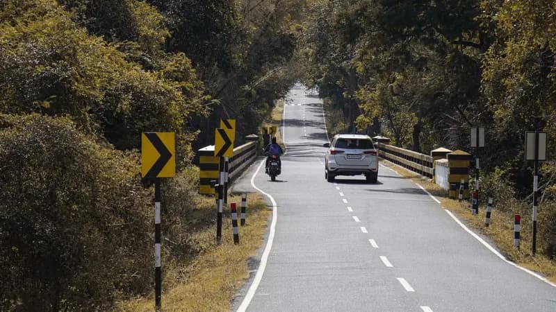 Car on an open Indian highway